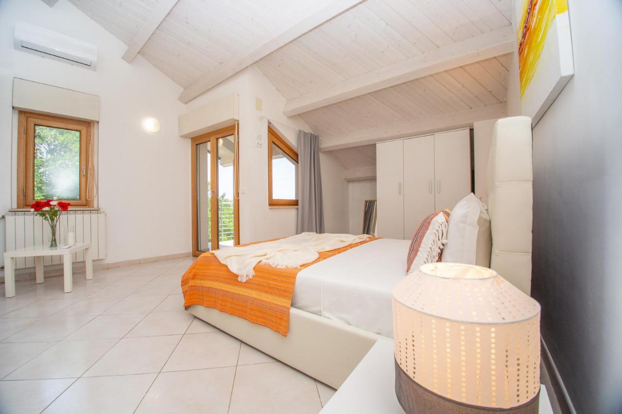 Abruzzodamare Amazing Apartments With Romantic Sea View Francavilla Al Mare Exterior foto