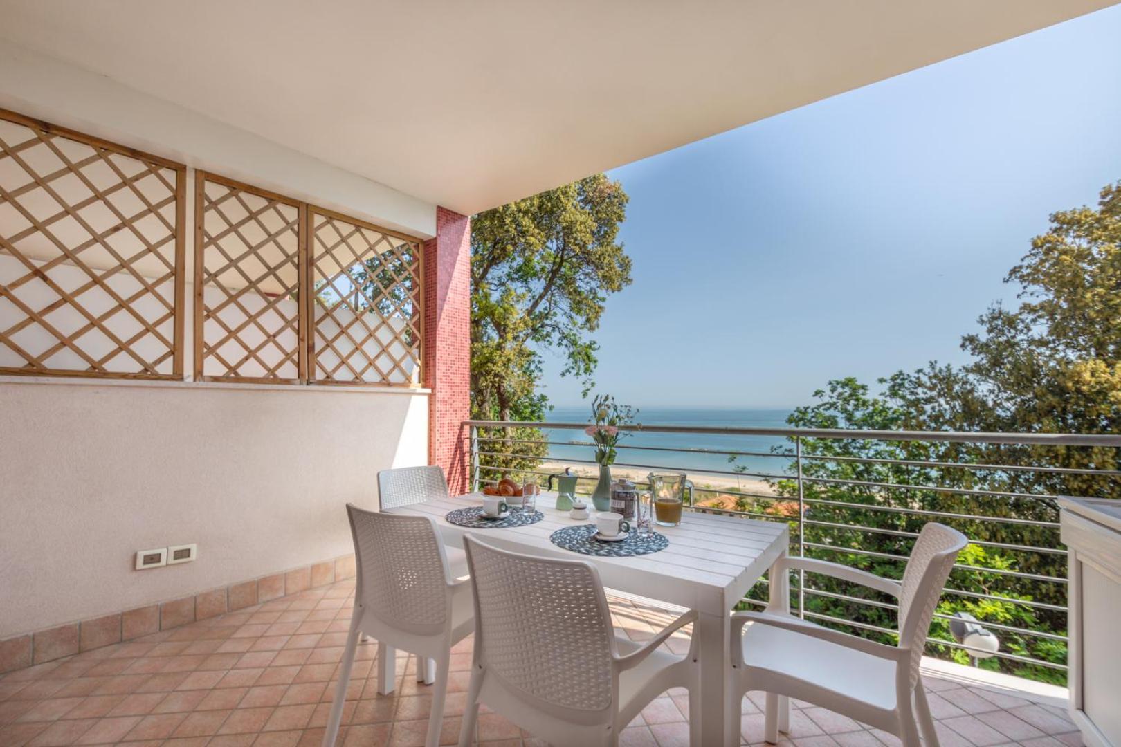 Abruzzodamare Amazing Apartments With Romantic Sea View Francavilla Al Mare Exterior foto
